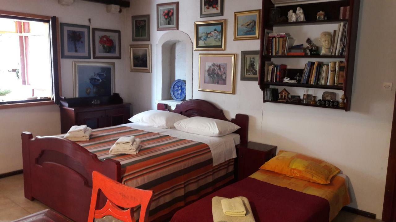 Apartments Picasso คอมีชา ภายนอก รูปภาพ