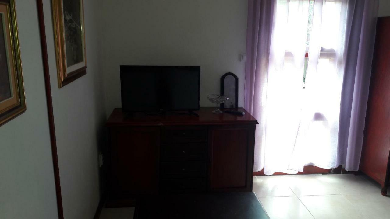 Apartments Picasso คอมีชา ภายนอก รูปภาพ